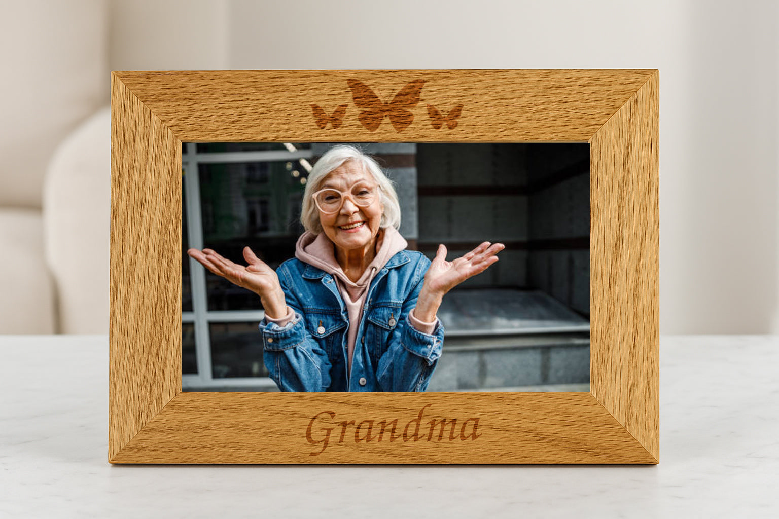 Engraved Wooden Grandma Frame - 4x6 Landscape - Photo Frames