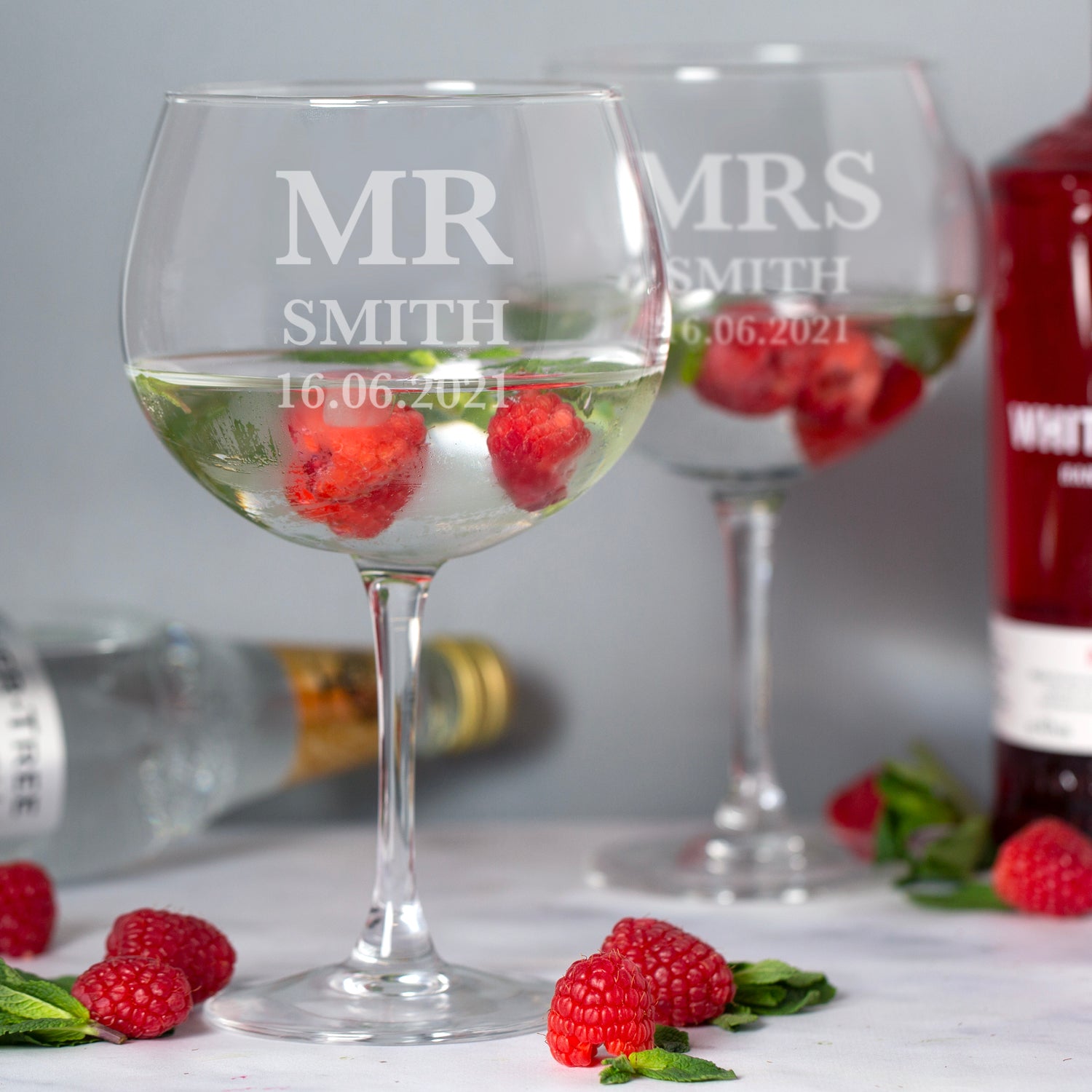 Personalised Mr & Mrs Balloon Gin Glass Set - Balloon Glass