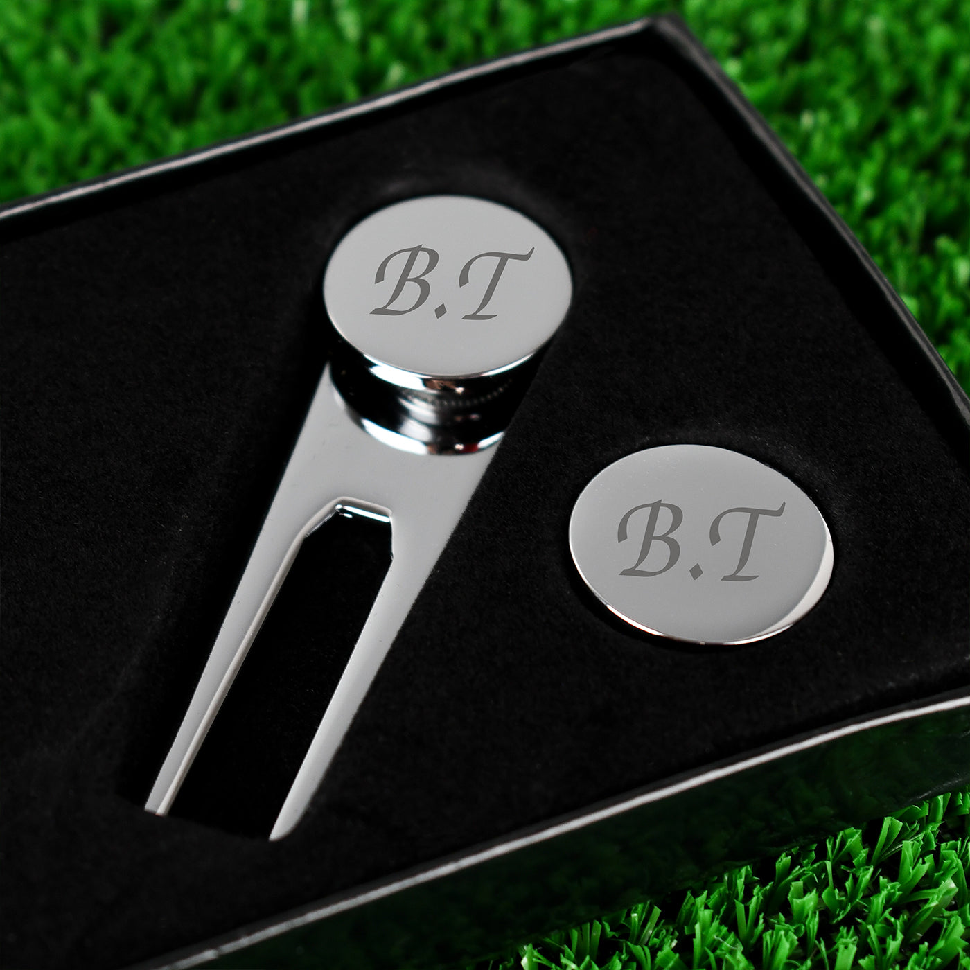 Personalised Golf Gift Set | Initials Ball Marker Divot Tool & Tees - Accessories