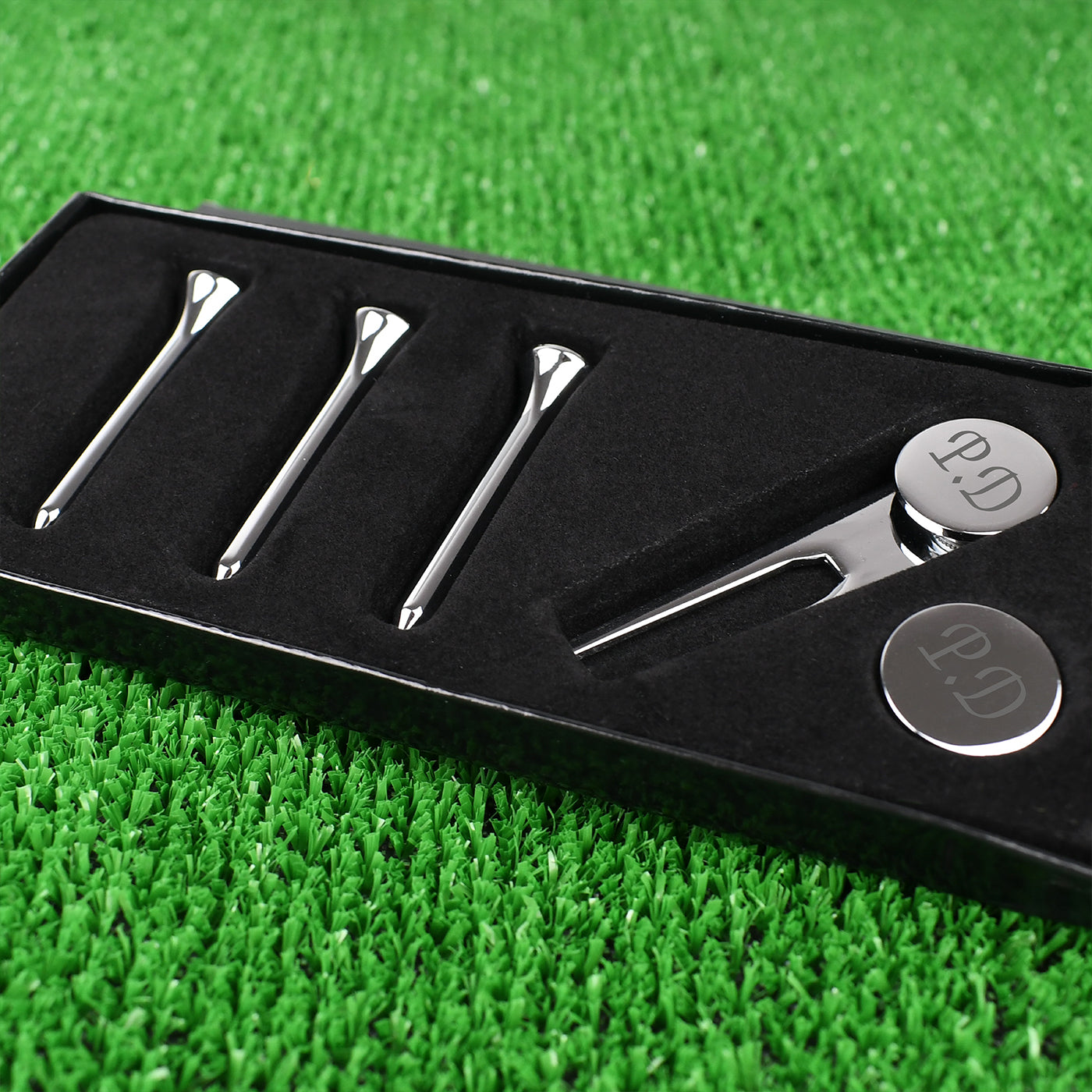 Personalised Golf Gift Set | Initials Ball Marker Divot Tool & Tees - Accessories