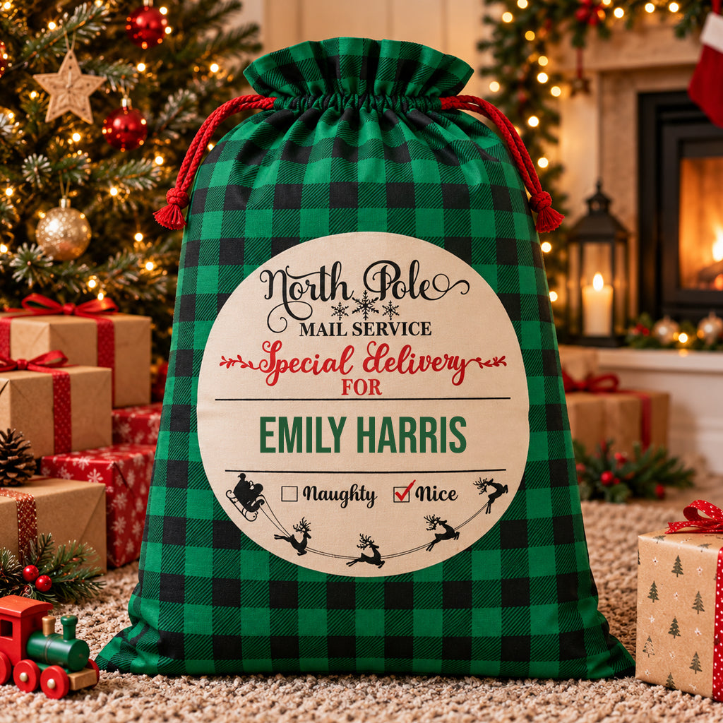 When to Order Personalised Christmas Gifts (and Why Leaving It Is Risky)