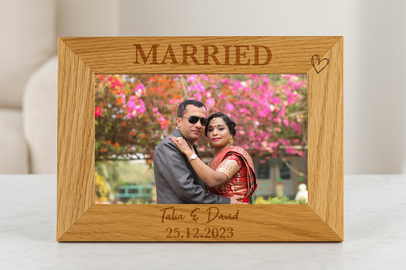 Personalised Wooden Married Wedding Photo Frame - 4x6 Landscape - Photo Frames