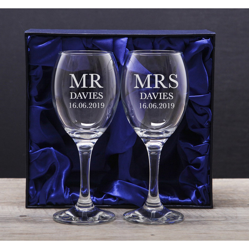 Personalised Mr & Mrs Wine Glass & Gift Box Set